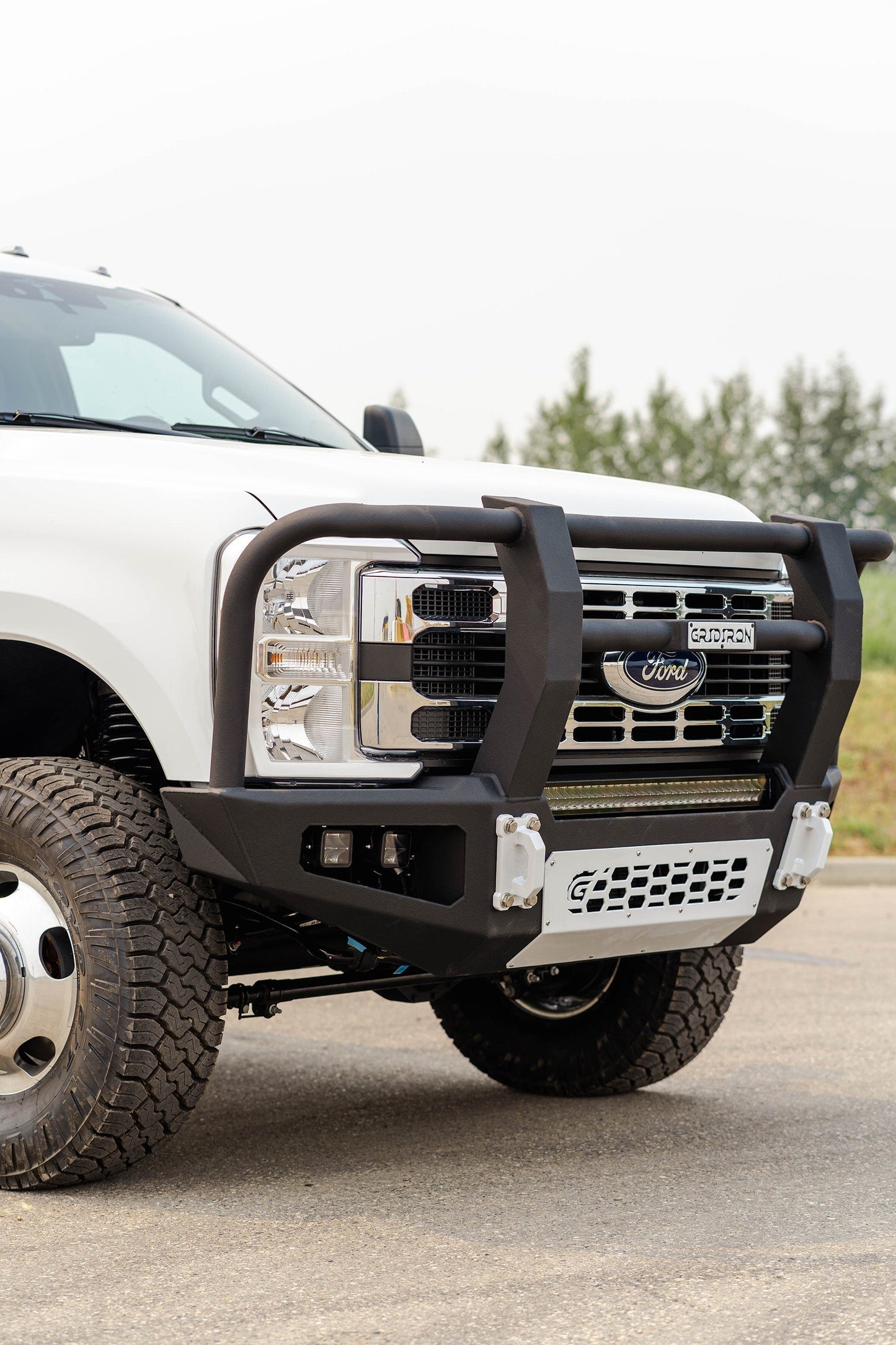 GRIDIRON 2023-2025 Ford F250/F350 Full Tube Front Bumper