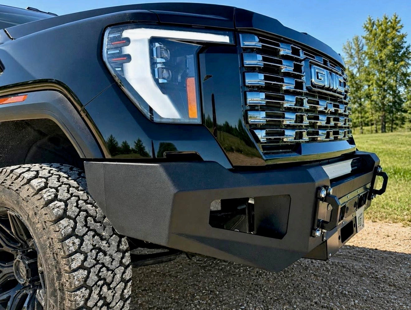 GRIDIRON 2024+ GMC 2500/3500 Base Winch Front Bumper
