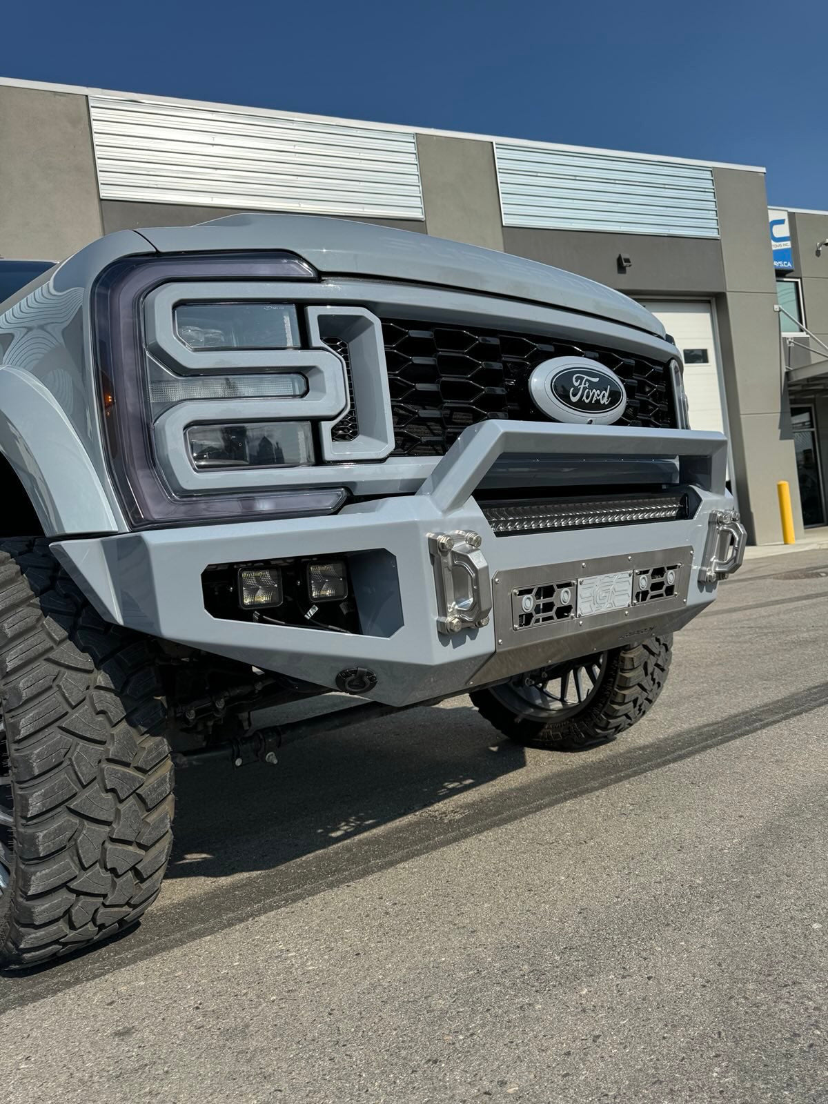 GRIDIRON 2023-2026 Ford F250-F550 Prerunner Front Bumper