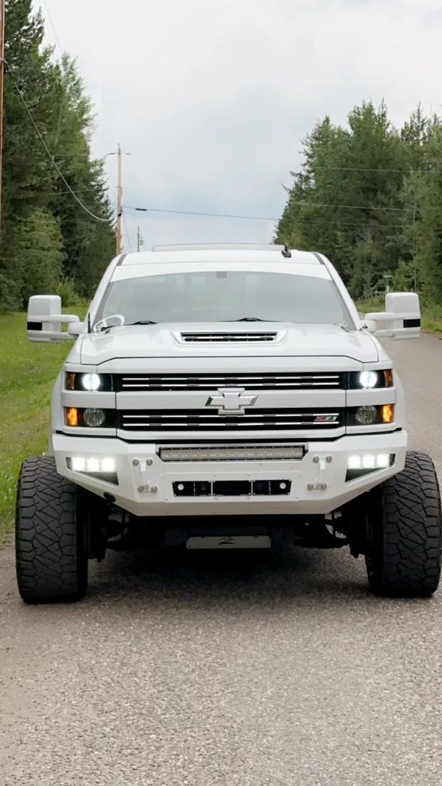 GRIDIRON 2015-2018.5 Chevrolet 2500/3500 Base Front Bumper