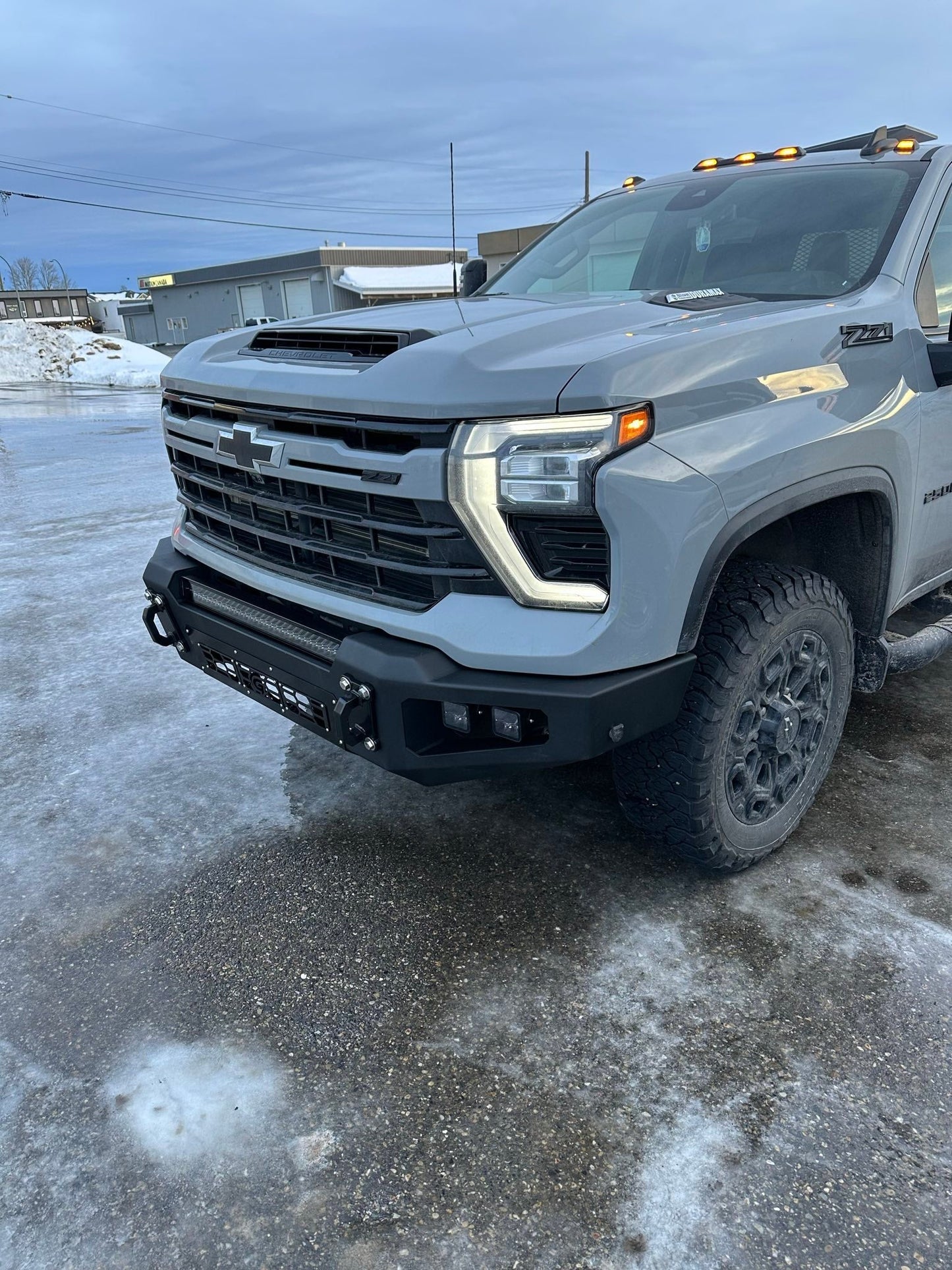 GRIDIRON 2023-2025 Chevrolet 2500/3500 Base Front Bumper