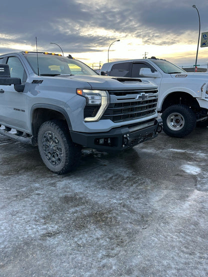 GRIDIRON 2023-2025 Chevrolet 2500/3500 Base Front Bumper