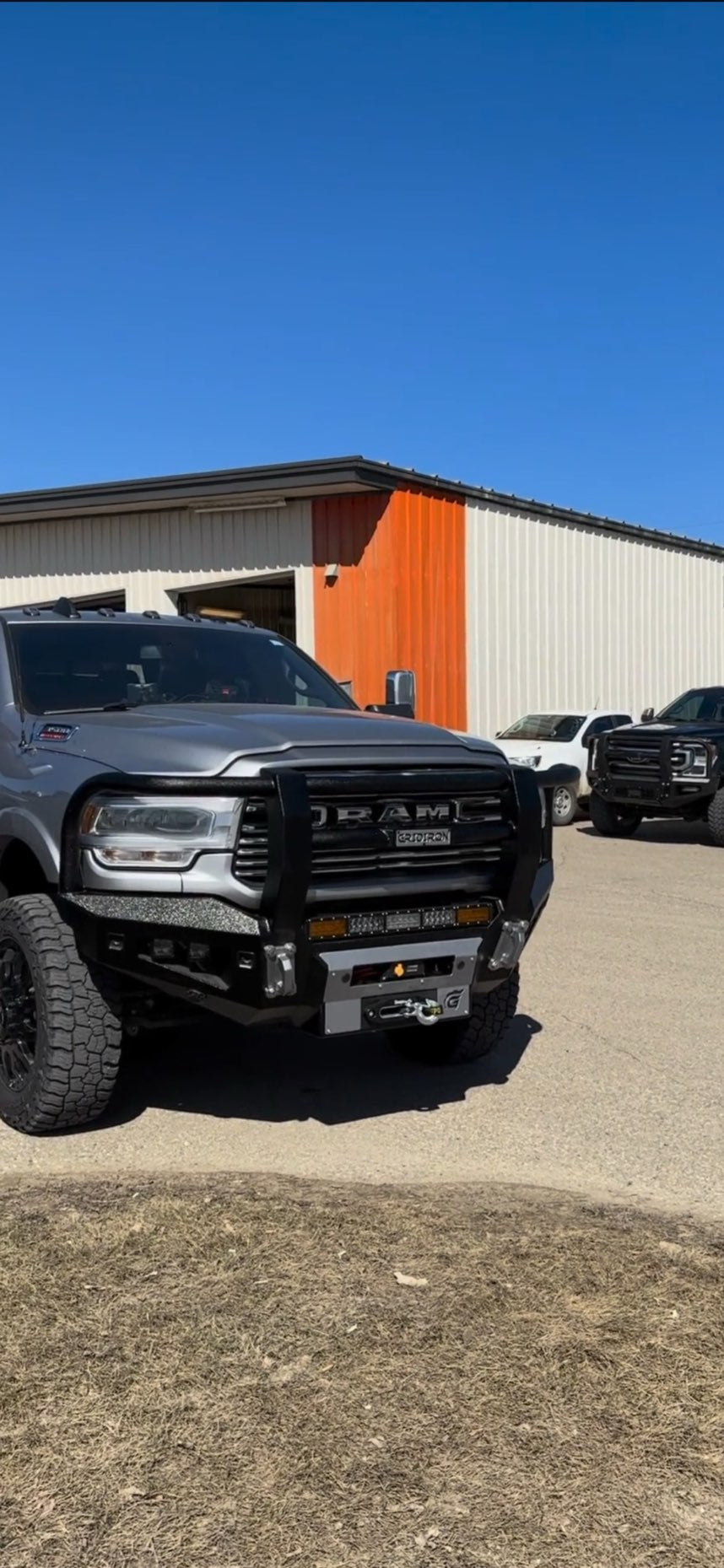 GRIDIRON 2019+ Ram 2500/3500/4500/5500 Full Tube Winch Front Bumper