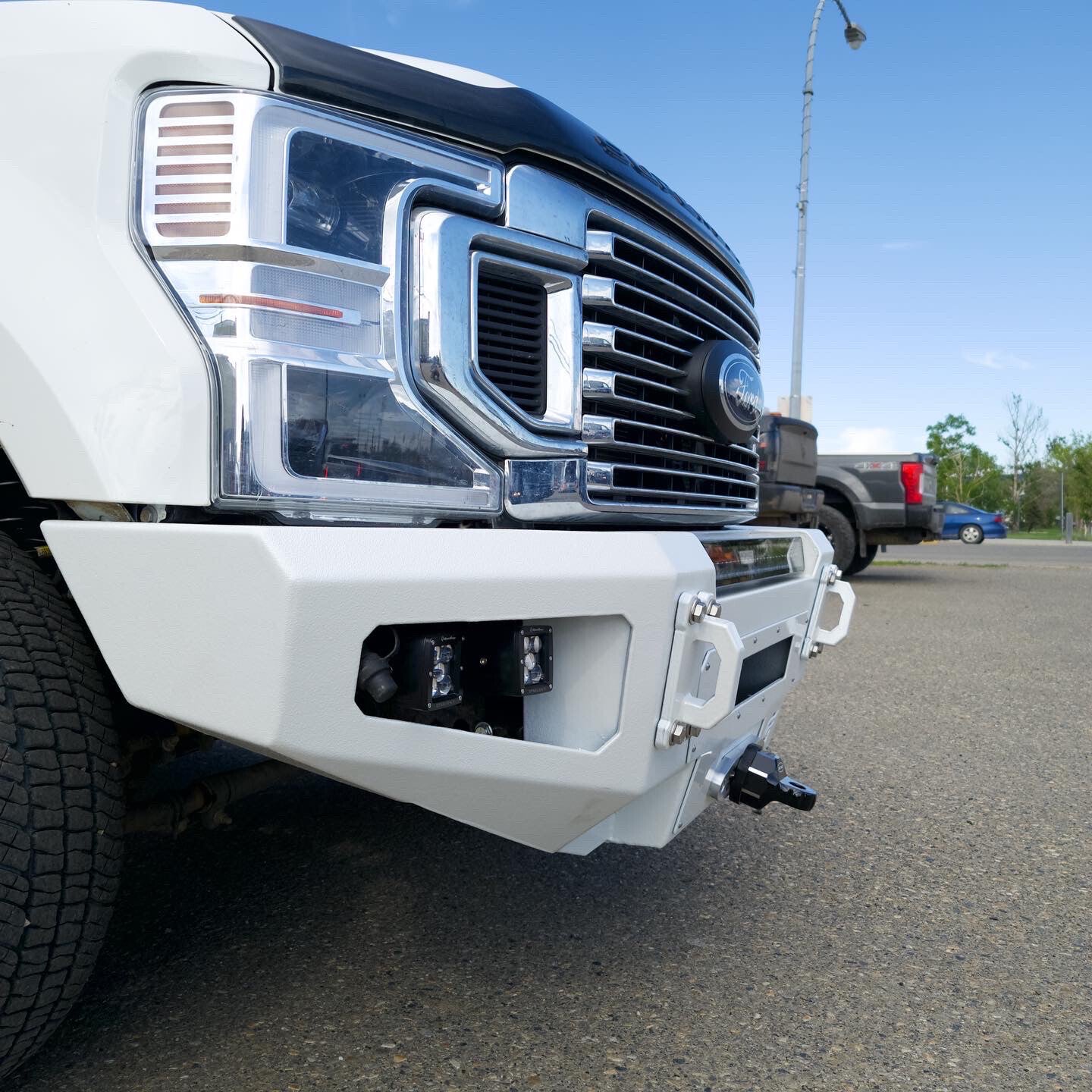 GRIDIRON 2017-2022 Ford F250/F350 Base Winch Front Bumper