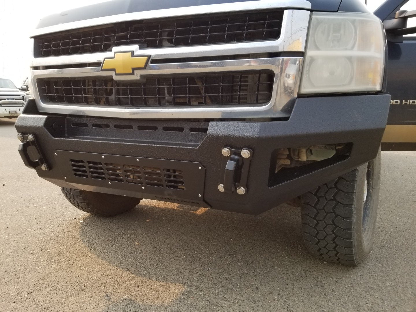 GRIDIRON 2008-2010 Chevrolet 2500/3500 Base Front Bumper
