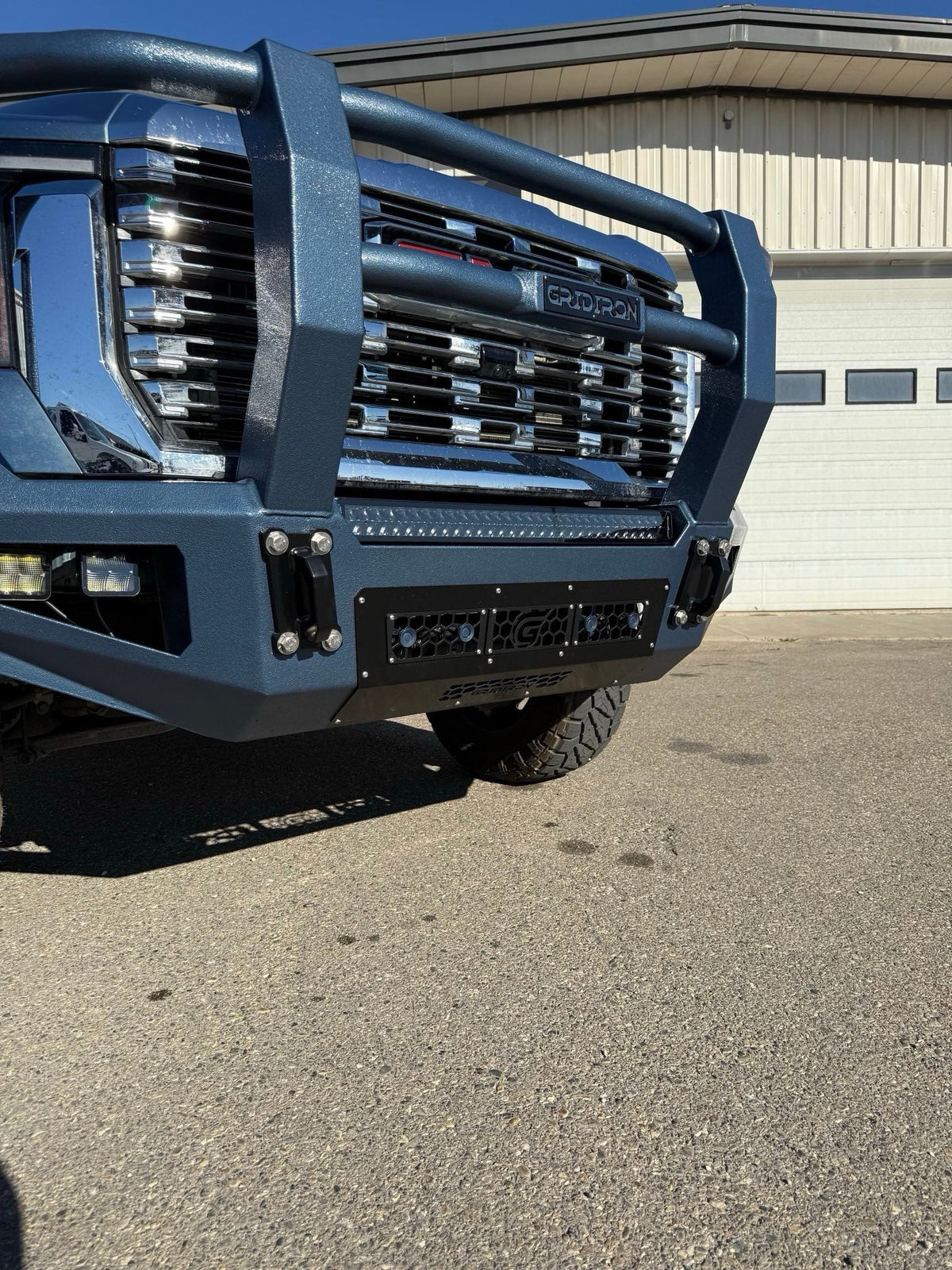 GRIDIRON 2024+ GMC 2500/3500 Full Tube Front Bumper