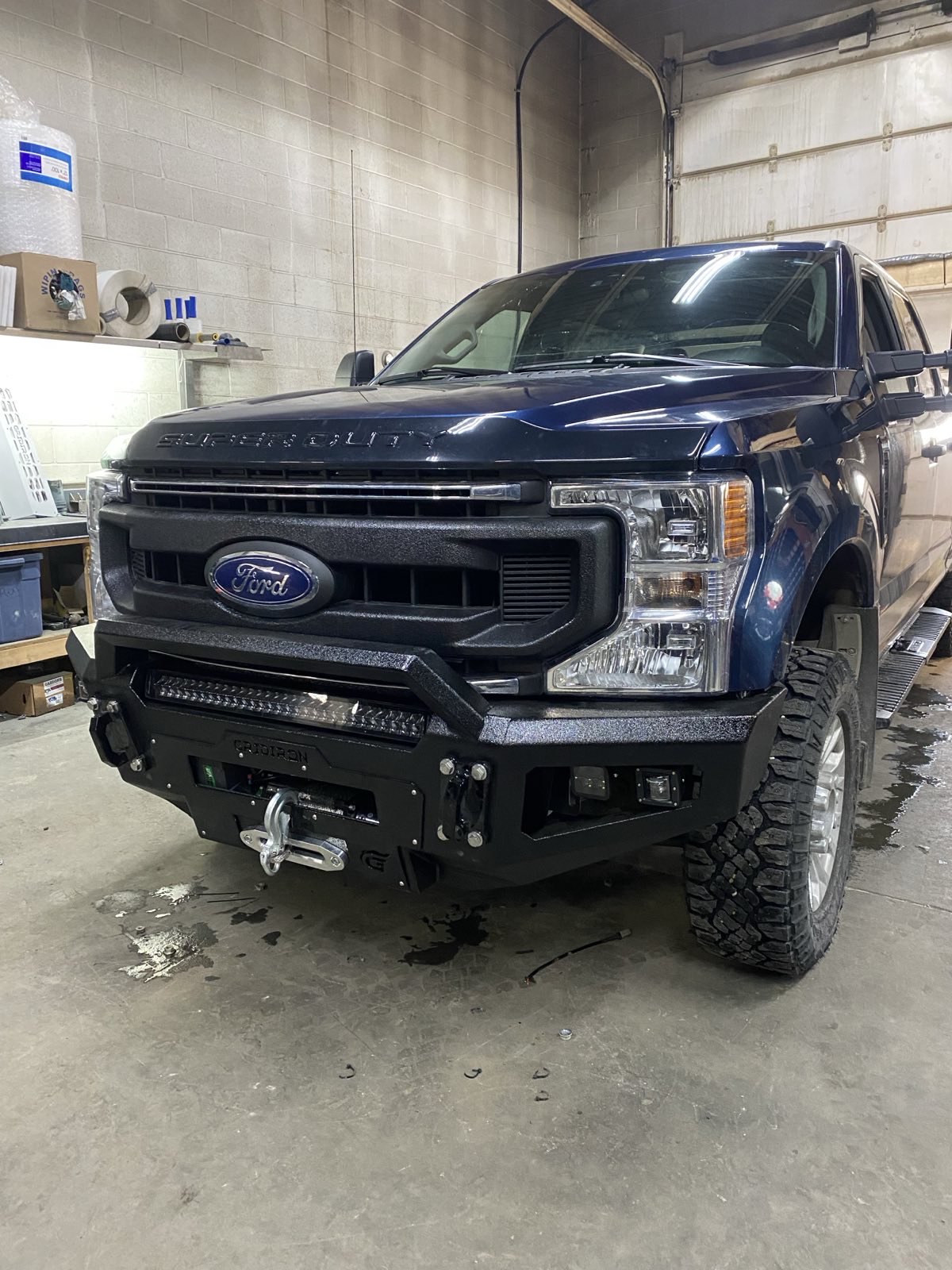 GRIDIRON 2017-2022 Ford F250-F550 Prerunner Winch Front Bumper