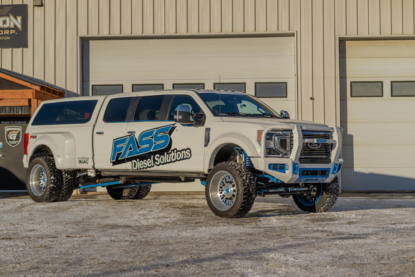 GRIDIRON 2017-2022 Ford F250-F550 Full Tube Front Bumper