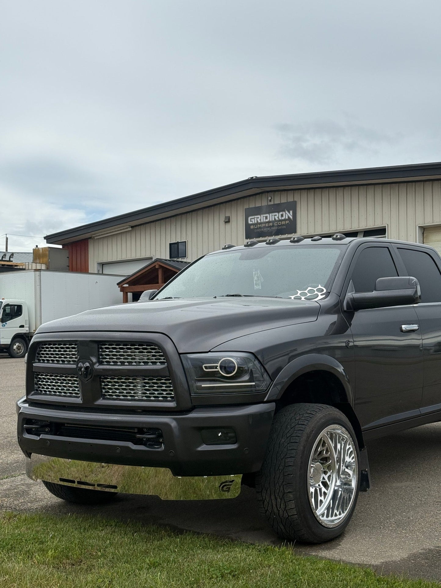 4th Gen (2010-2018) Ram 5" Valance