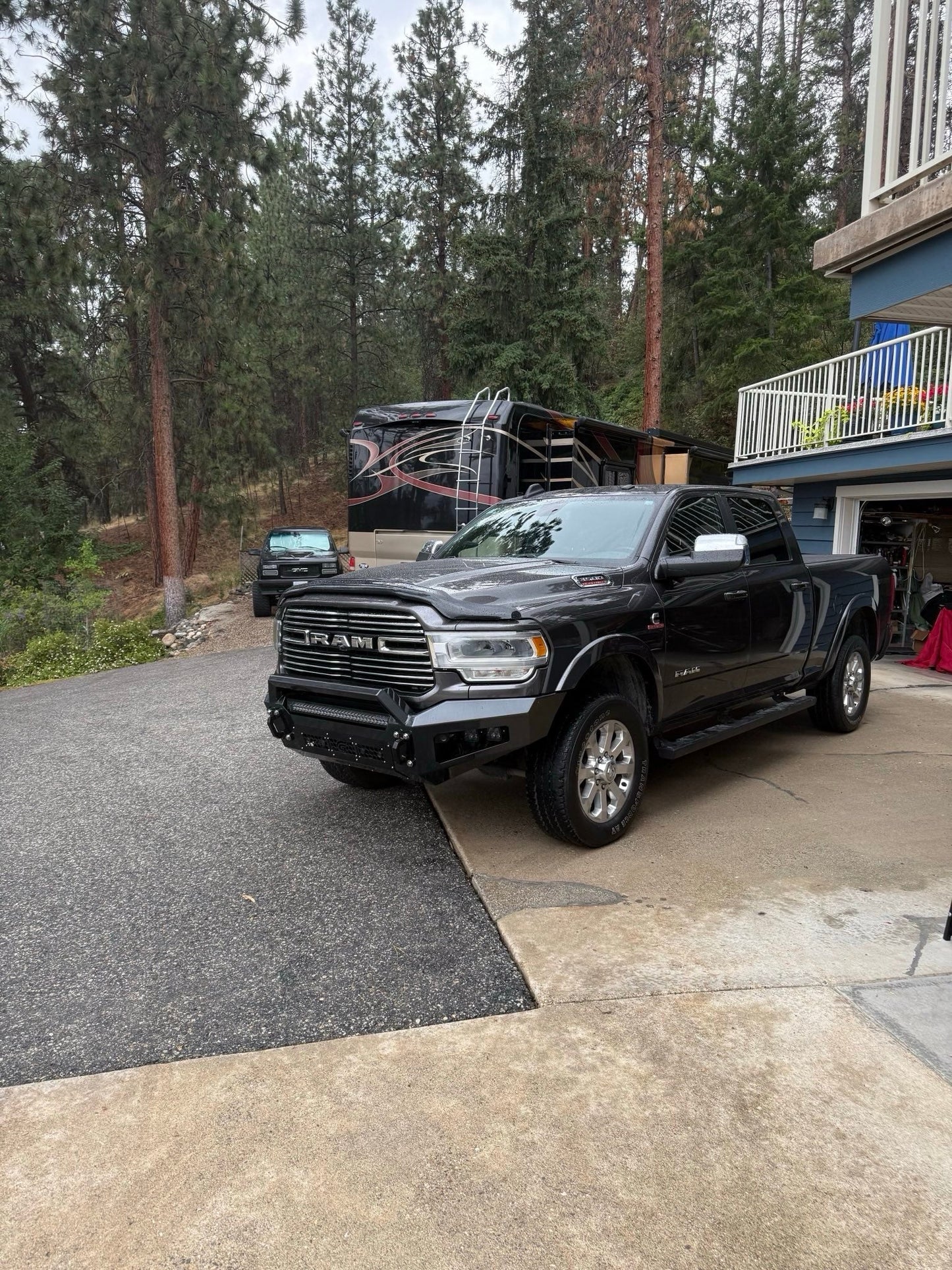GRIDIRON 2019+ Ram 2500/3500/4500/5500 Prerunner Front Bumper