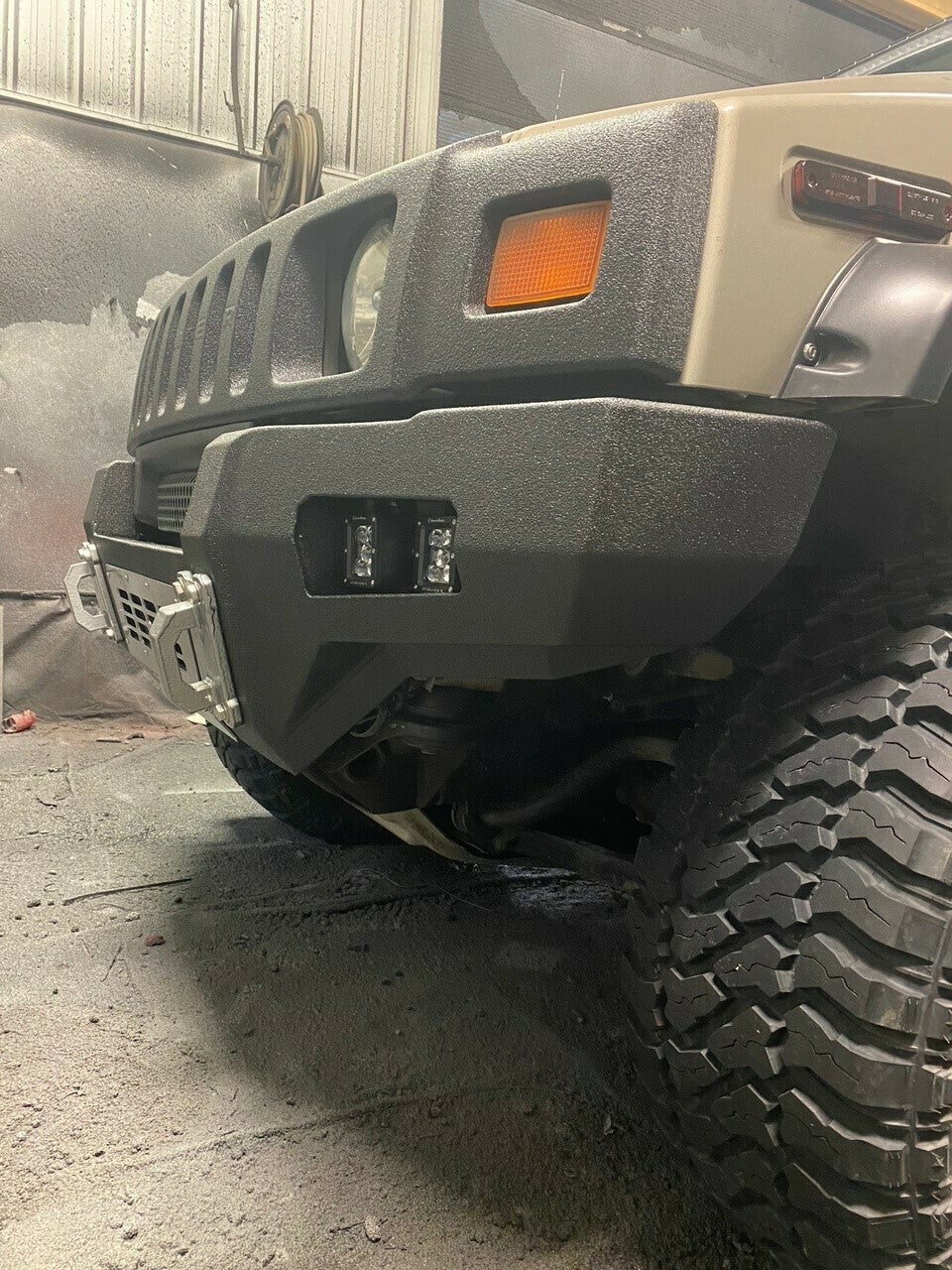 GRIDIRON 2003-2009 Hummer H2 Base Front Bumper