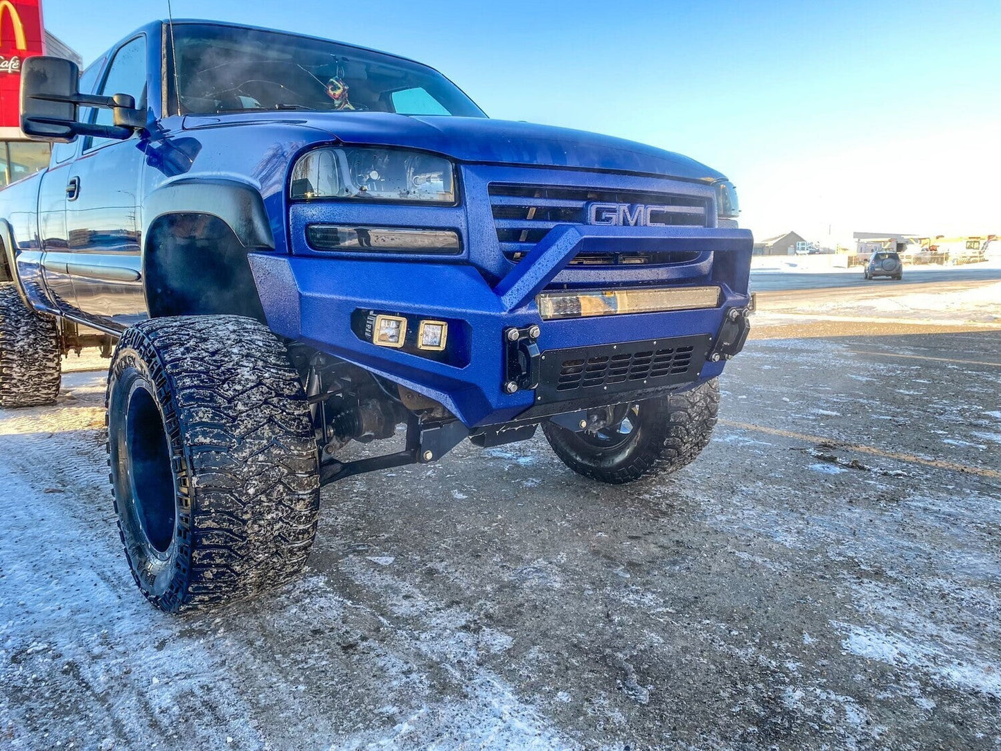 GRIDIRON 2003-2007 GMC 2500/3500 Prerunner Front Bumper