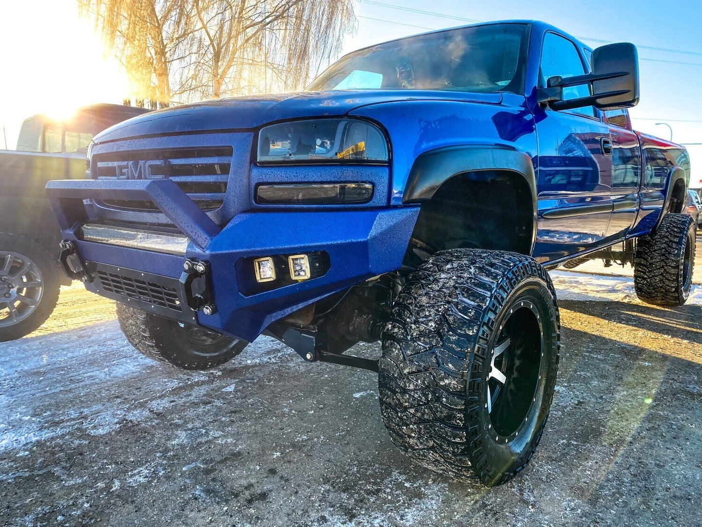 GRIDIRON 2003-2007 GMC 2500/3500 Prerunner Front Bumper